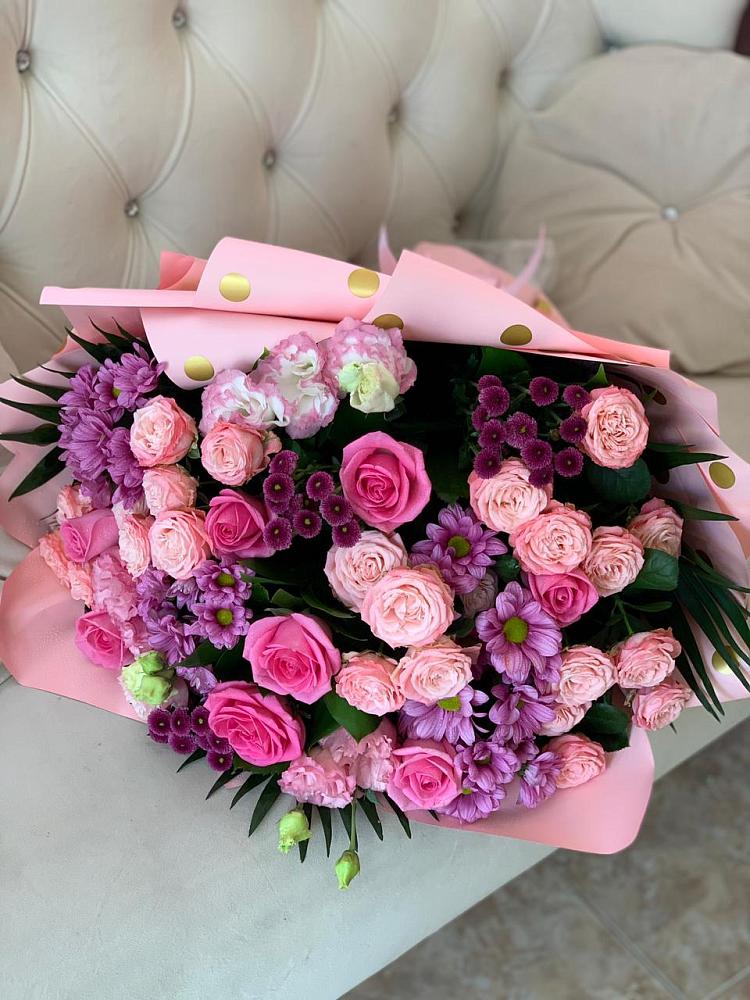 Букет цветов из: Хризантемы, Розы и Лизиантусы в Барыше