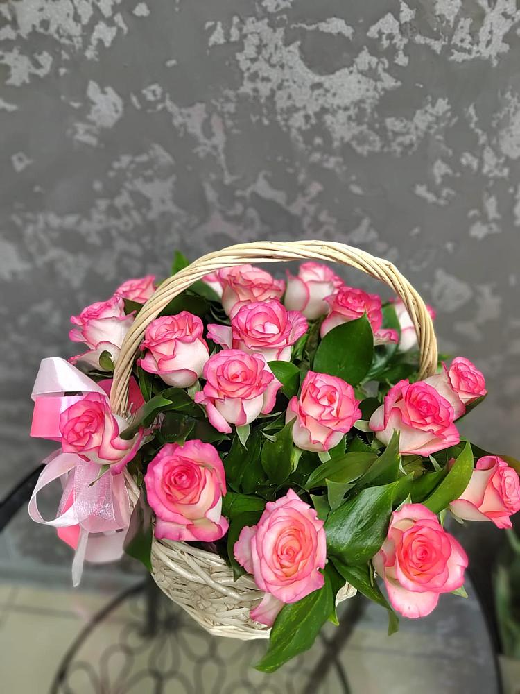 Цветочная композиция из Розы в корзине в Барыше