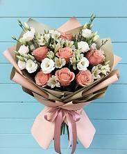 Букет цветов из:  Розы, Альстромерии и Лизиантусы в Барыше
