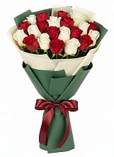Букет Микс из красных и белых роз #REPLACE_PRED# Барыше