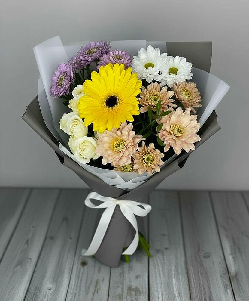 Букет цветов из: Розы, Герберы и Хризантемы в Барыше