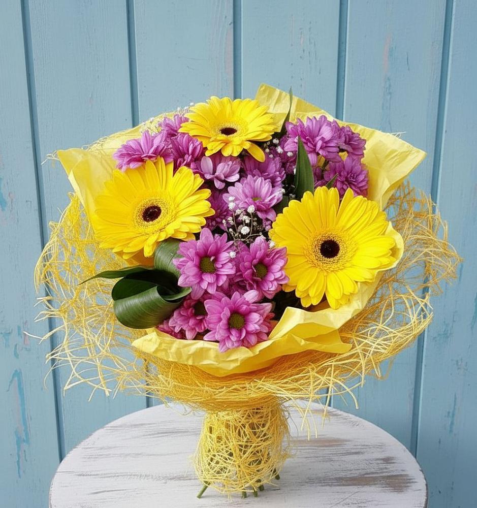 Букет цветов из: Хризантемы и Герберы в Барыше