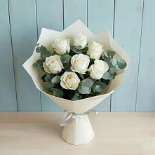 Букет Белые розы в Эвкалипте в Барыше