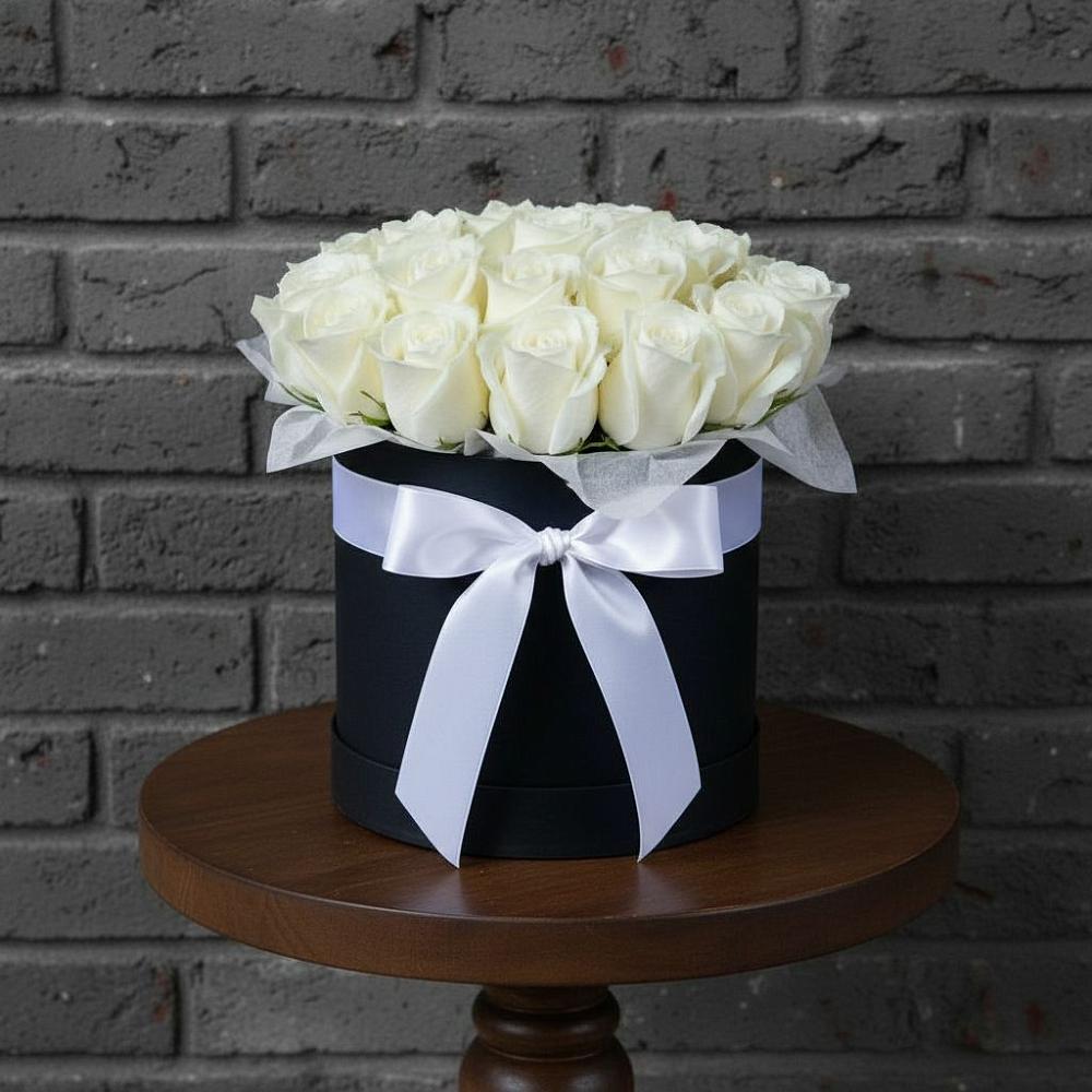 Цветочная композиция из Розы в шляпной коробке в Барыше