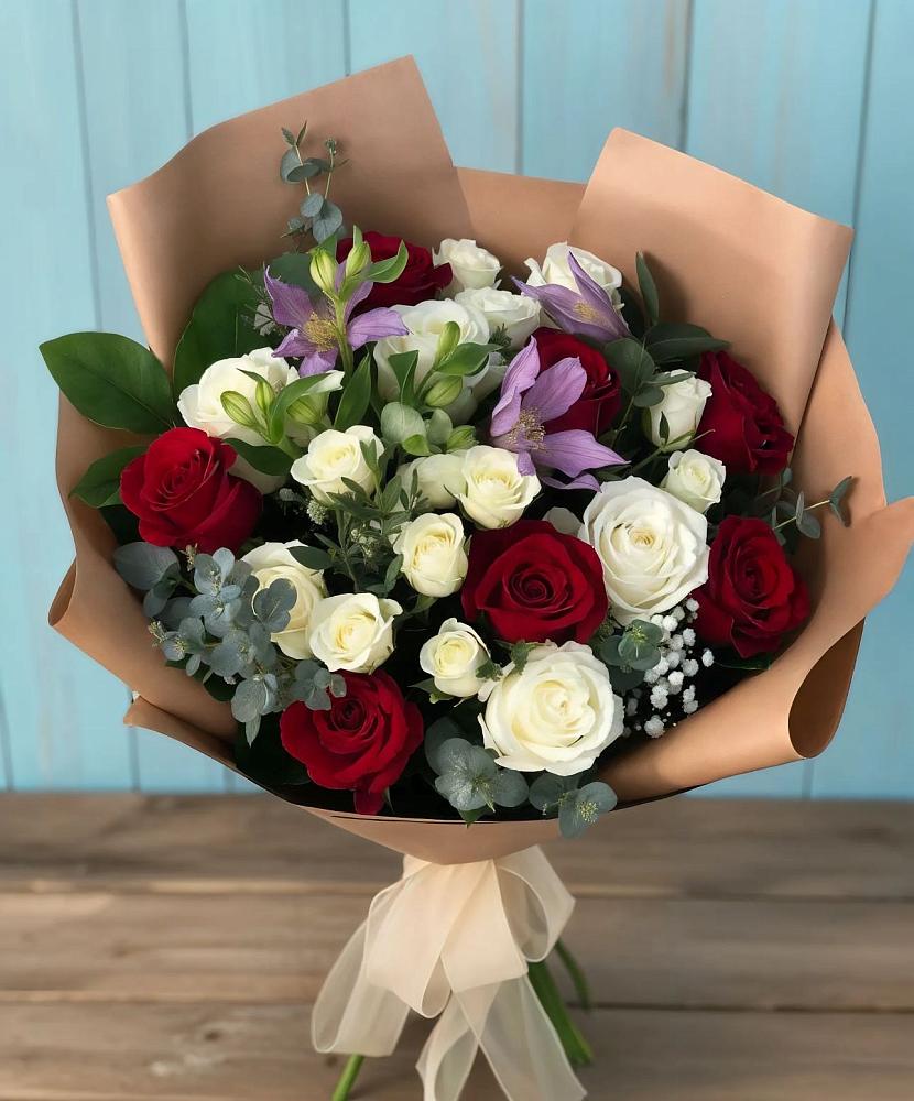 Букет цветов из: Розы и Альстромерии в Барыше