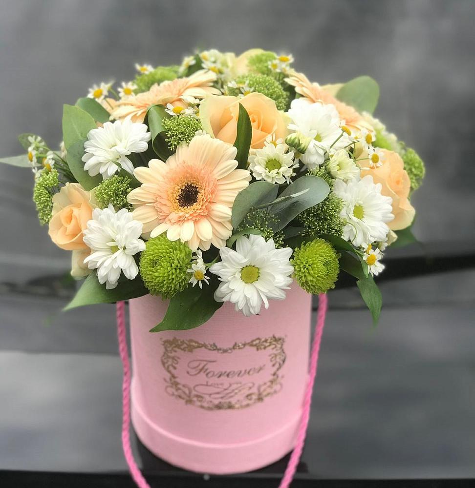 Цветочная композиция из Розы, Герберы и Хризантемы в шляпной коробке в Барыше