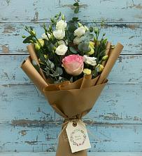Букет цветов из:  Розы и Лизиантусы в Барыше